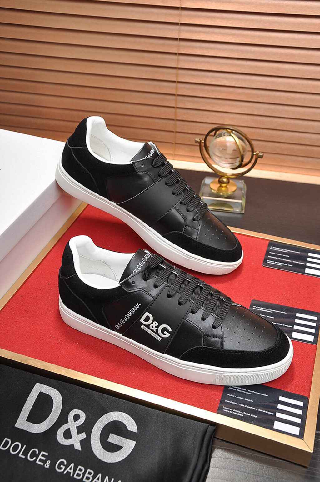 D*G sneaker